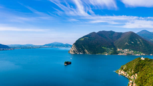 istock Lake Iseo, Lombardy, Italy 1332088076