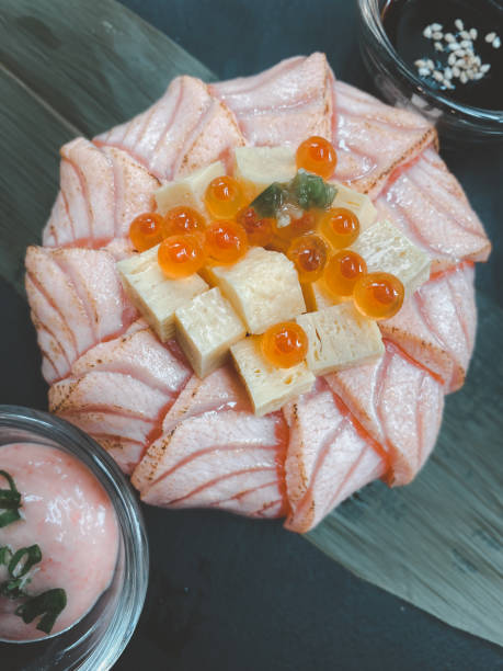 a salmon don (salmon sashimi with rice). top view - buffet japanese cuisine lifestyles ready to eat imagens e fotografias de stock