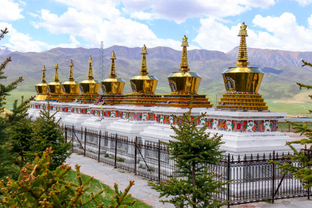 istock Qinghai Tibetan Buddhist monastery 1332140676