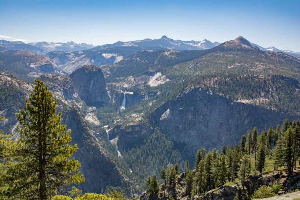 istock Nevada Falls and Sierra Nevada mountains from Glavier Point 1332190794