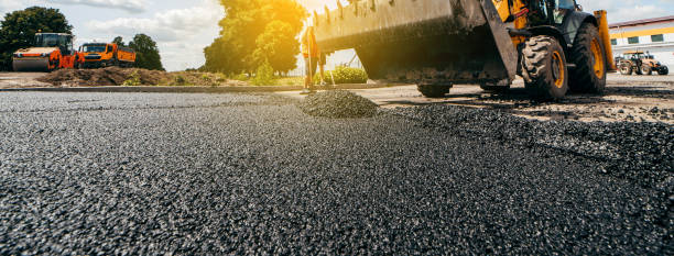 道路サービスは、高速道路を修復します - road works ahead ストックフォトと画像