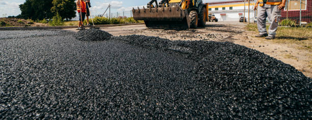 istock Road service repairs the highway 1332309535