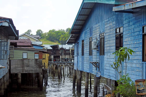 istock Ciudades - Palafitos Kampung Ayer en Bandar Seri Begawan - Brunei 1332353696