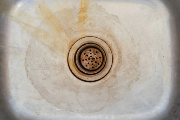 istock Rusty dirty stainless steel sink 1332485434