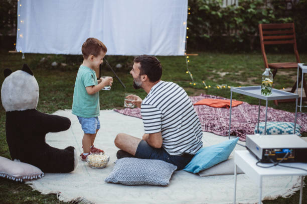 istock Movie night in backyard 1332534286