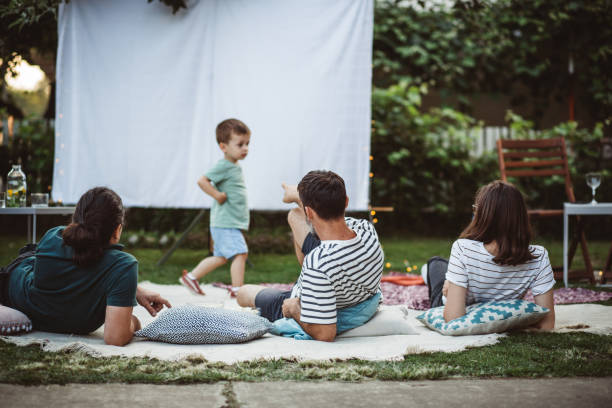 istock Movie night in backyard 1332534291