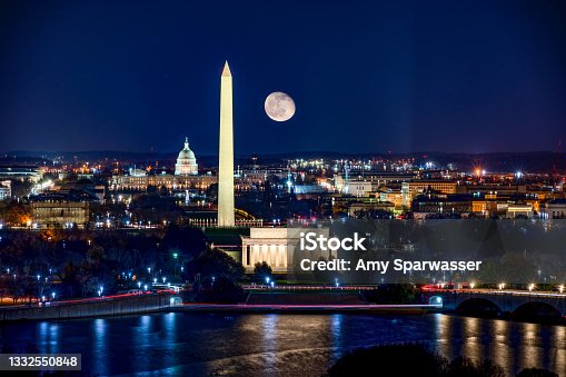 istock Aerial View of Washington DC with a Full Moon 1332550848