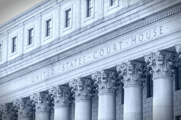 United States Court House. Courthouse facade with columns, lower Manhattan, New York USA United States Court House. Courthouse facade with columns, lower Manhattan New York USA magistrates court stock pictures, royalty-free photos & images