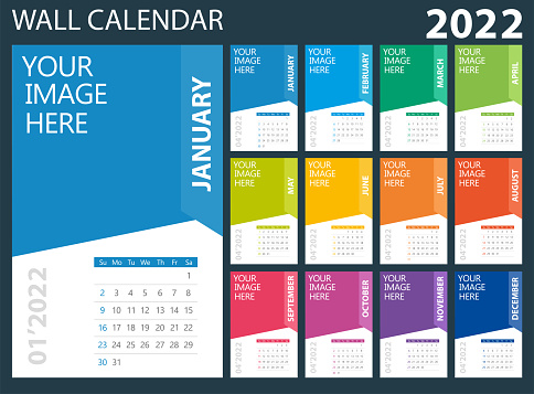 2022 Desk Wall Calendar. Week starts on Sunday