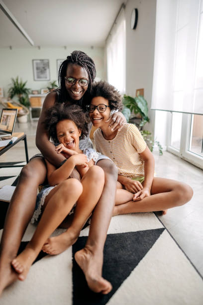 istock Smiling black family 1332698517