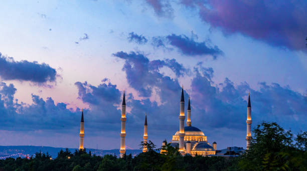 İstanbul Çamlıca mosque sunset maidens tower turkey photos stock pictures, royalty-free photos & images