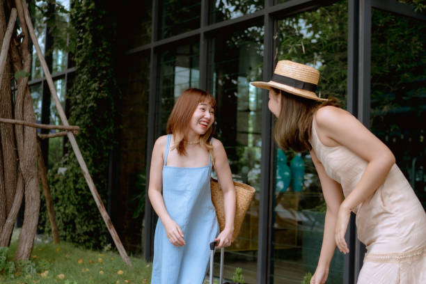 istock Two friendship preparation for journey in summertime. 1332704638