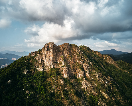 Lion Rock is noted for its shape. Its resemblance to a crouching lion is most striking from the Choi Hung and San Po Kong areas in East Kowloon. A trail winds its way up the forested hillside to the top, culminating atop the \