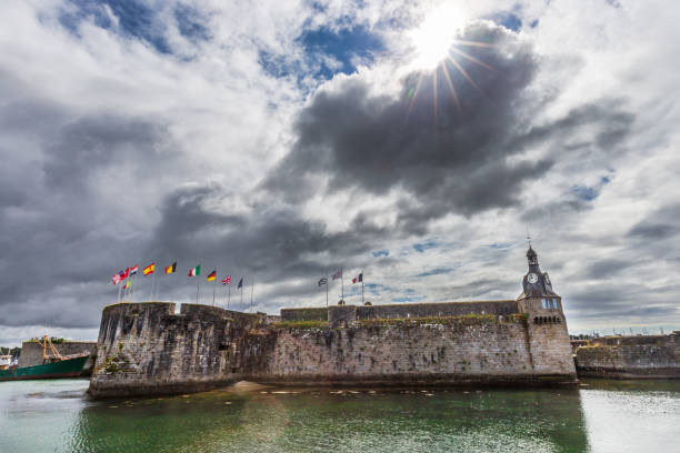 istock Concarneau (Brittany) - Old village with low tide 1332791495