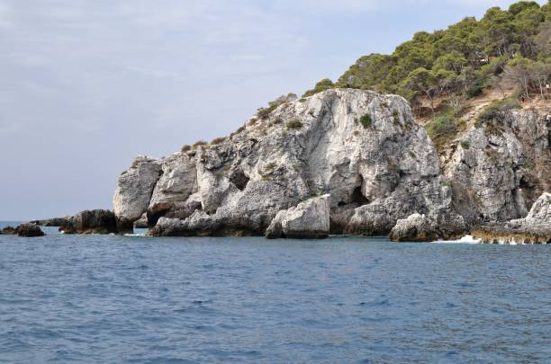 istock Tremiti Islands - Elephant Rock from the boat 1332814519