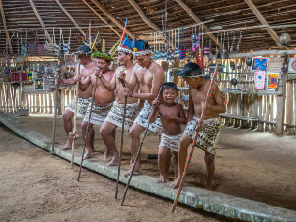 tribù bora - iquitos foto e immagini stock