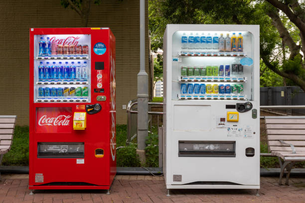 홍콩의 자동 판매기 - vending machine machine soda selling 뉴스 사진 이미지