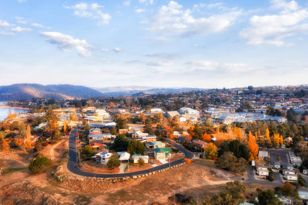istock D SM Jindabyne town shore 1332932572