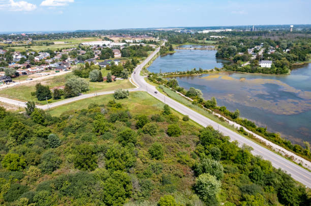 istock Mel Swart Lake Gibson Conservation Park, Thorold, St. Catharines, Canada 1332956443