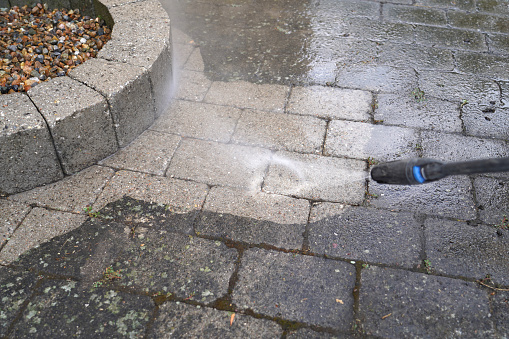 Pressure washing before and efter.