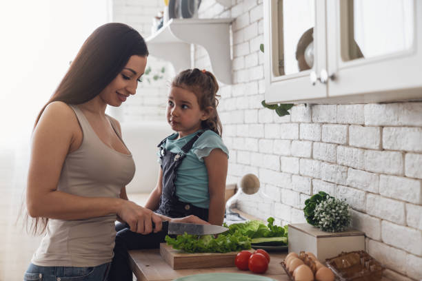 istock Mom and daughter 1333005883