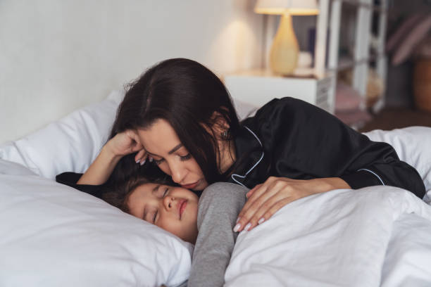 istock Mom and daughter 1333008504