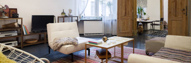 istock Vintage interior in tenement house, panorama 1333017152