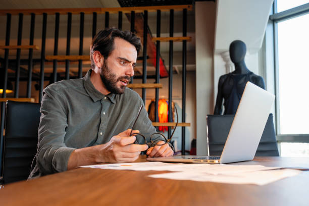 istock Working hard to deliver the best results 1333072063