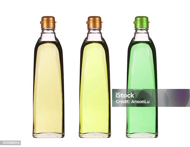 Photo libre de droit de Isolé Huile Végétale banque d'images et plus d'images libres de droit de Bouteille - Bouteille, Couleur, En verre