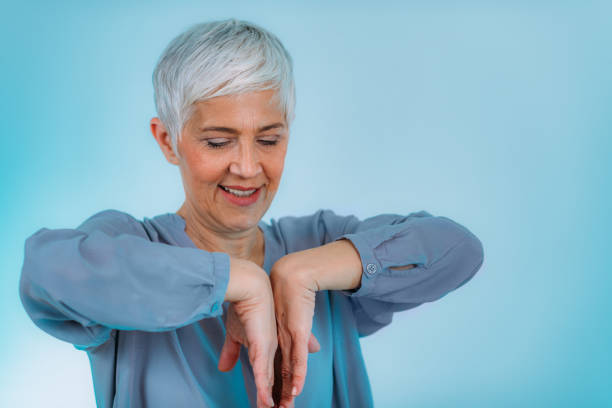 istock Senior Patient Having Carpal Tunnel Syndrome Test 1333080715