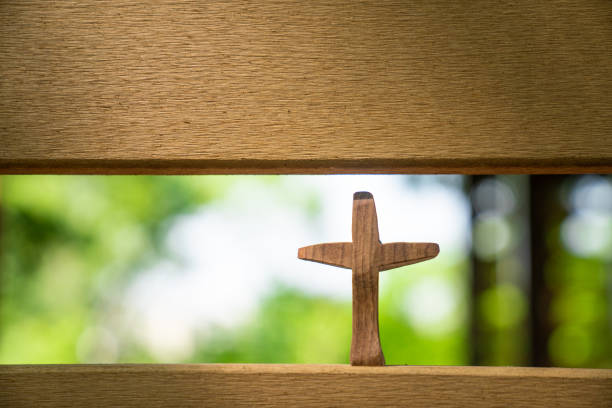 advance to the light and Wooden Cross.