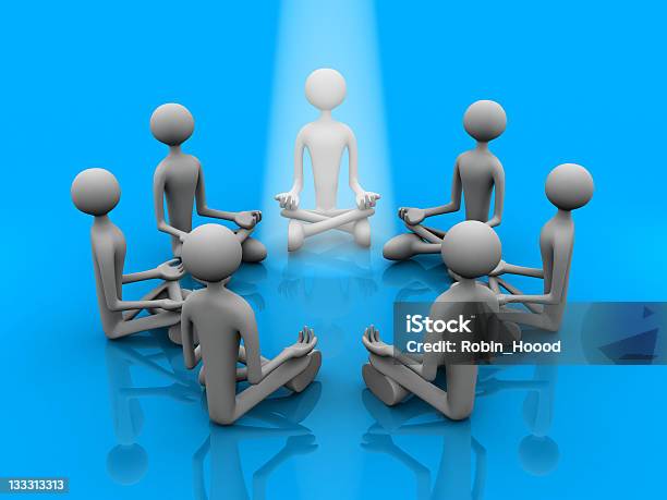 Grupo De Gente Haciendo Yoga Foto de stock y más banco de imágenes de Actividades y técnicas de relajación - Actividades y técnicas de relajación, Adulto, Adulto joven