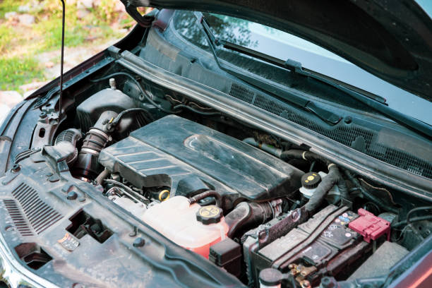 istock Close up of inner workings of car engine 1333161961