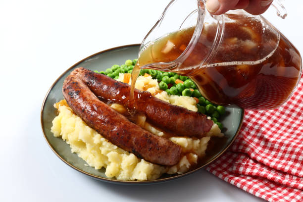 bangers e mash - sausage food mash grilled foto e immagini stock