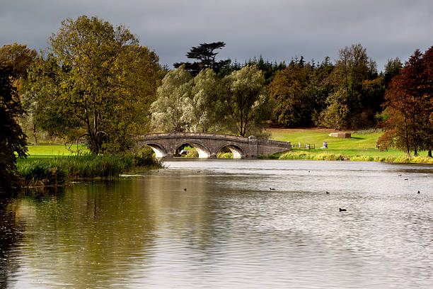 Blenheim Palace Gaden Bridge over water in Blenheim Palace garden oxfordshire stock pictures, royalty-free photos & images