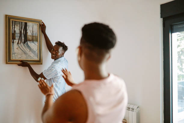 istock Bringing stuff to the new apartment 1333268620