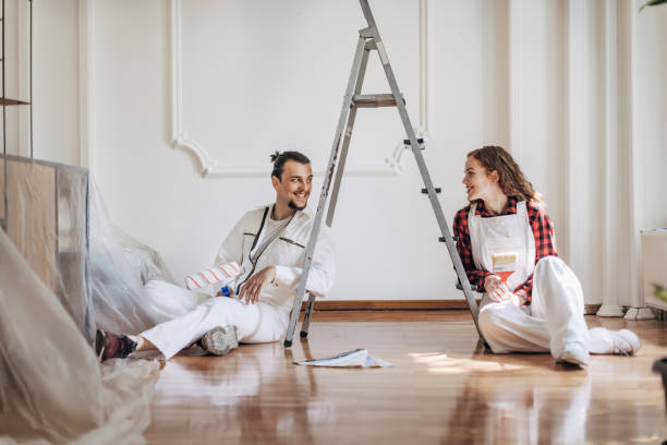 istock Couple renovating their apartment 1333367099