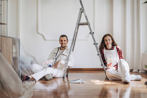 istock Couple renovating their apartment 1333367111