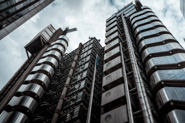 istock Futuristic Architecture in London 1333375547