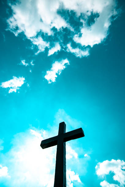 istock Blue Sky Background Wooden Cross 1333375603