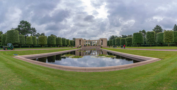 Colleville-Sur-Mer, France: Normandy American Cemetery Colleville-Sur-Mer, France - 08 03 2021: Normandy American Cemetery and Memorial and the Garden of the Missing world war ii cemetery allied forces d day stock pictures, royalty-free photos & images