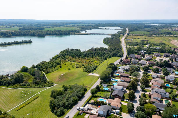 istock Mel Swart Lake Gibson Conservation Park, Thorold, St. Catharines, Canada 1333431981