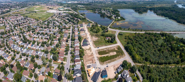 istock Mel Swart Lake Gibson Conservation Park, Thorold, St. Catharines, Canada 1333432013