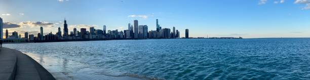 istock Life in Chicago, Lake front, Botanical garden. 1333600063