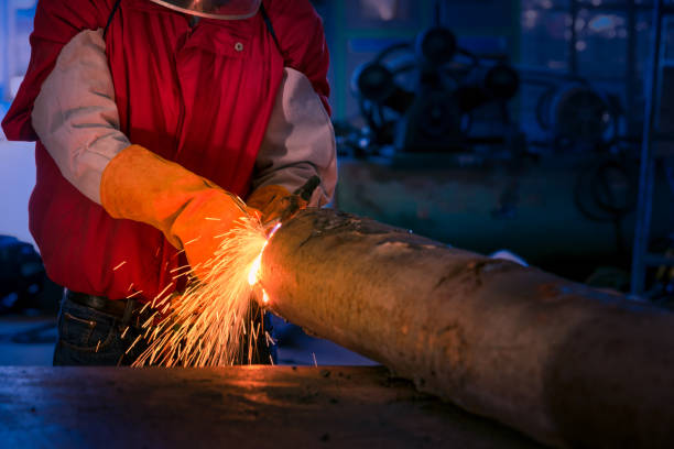 istock Worker to cutting steel in workshop of construction site with Oxy-Propane cutting and welding to steel part by manual 1333681493