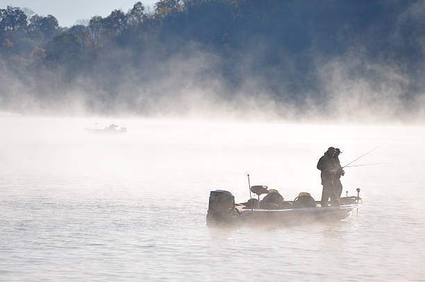 istock Autumn fishing 133369614