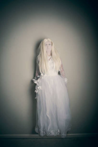 istock Floating Ghoul in Wedding Dress 1333763927