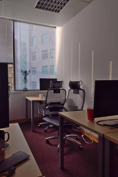 istock office space at the end of the day 1333765308