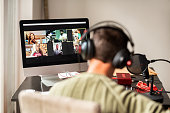 musikbandmitglieder-jammen-online.jpg?b=