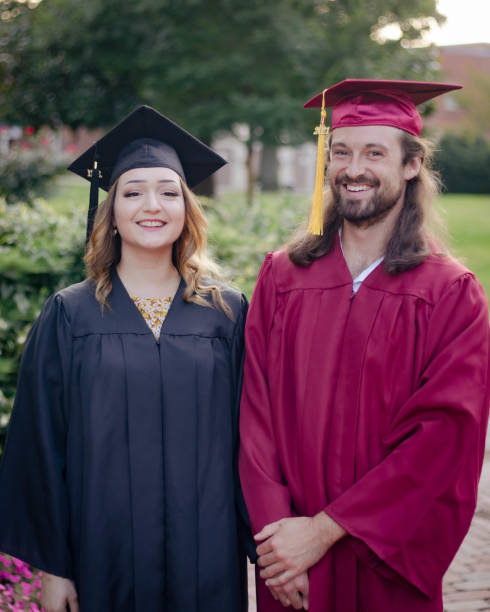 istock 2021 Graduate Couple 1333772245